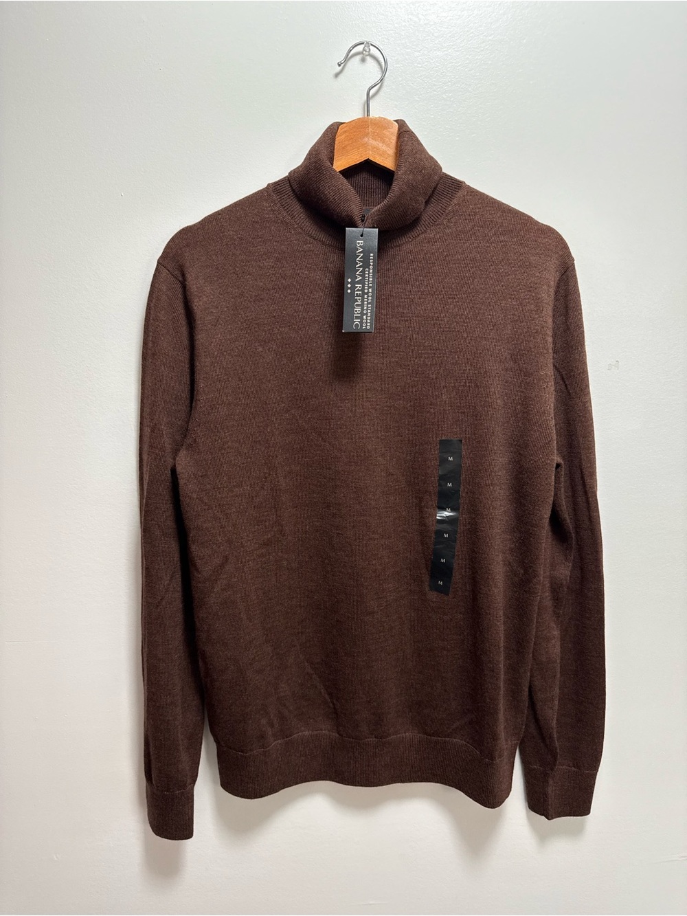 Banana Republic Women’s Brown Turtleneck Merino Wool Sweater